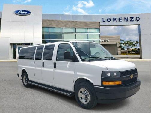 2022 Chevrolet Express 3500 LS