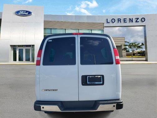 2021 Chevrolet Express 3500 LT