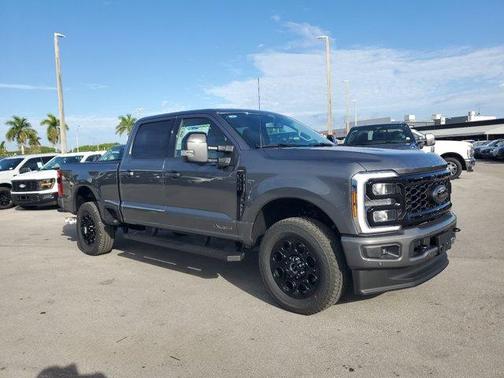 2025 Ford F-350 Lariat Super Duty