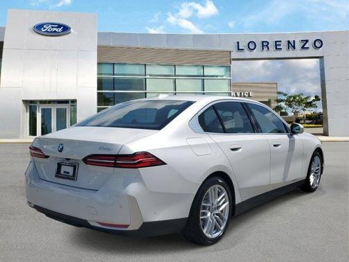 2024 BMW 530 i