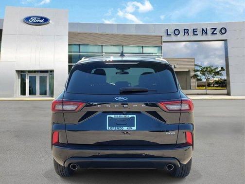 2023 Ford Escape ST-Line Select