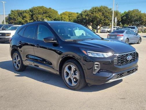 2023 Ford Escape ST-Line Select