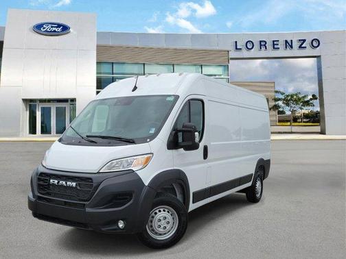 Bright White Clearcoat 2026 RAM ProMaster 2500 High Roof