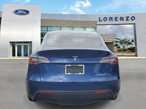 Deep Blue Metallic 2021 Tesla Model Y Long Range