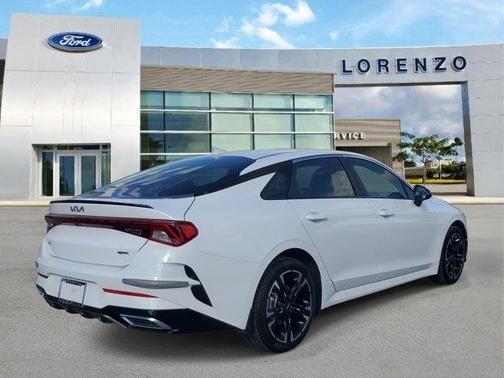 2024 Kia K5 GT-Line