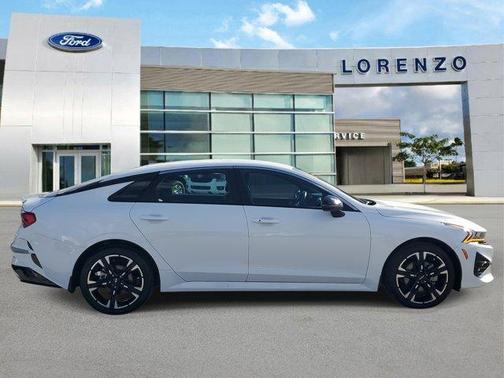 2024 Kia K5 GT-Line