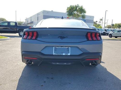 2025 Ford Mustang EcoBoost
