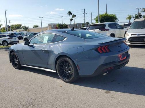 2025 Ford Mustang EcoBoost