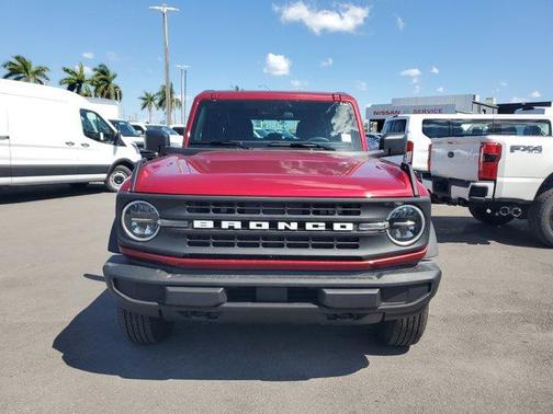 2025 Ford Bronco Base