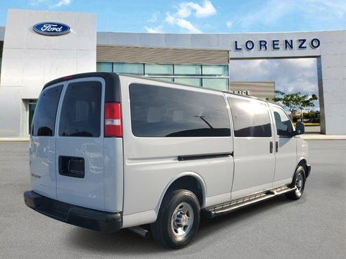 2023 Chevrolet Express 3500 LS