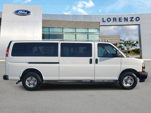 2023 Chevrolet Express 3500 LS
