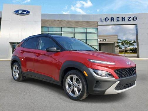 2022 Hyundai KONA SEL