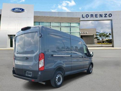 2021 Ford Transit-250 