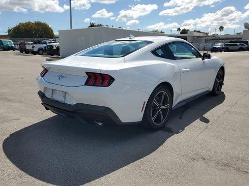 2025 Ford Mustang EcoBoost