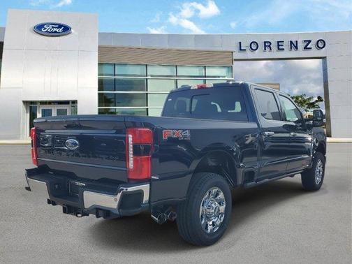 2025 Ford F-350 Lariat Super Duty