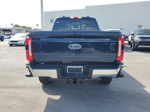 2025 Ford F-350 Lariat Super Duty