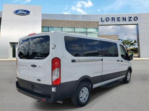 2022 Ford Transit-350 XLT