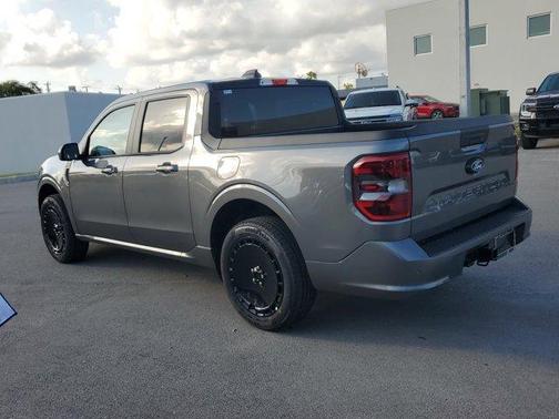 2025 Ford Maverick Lobo Standard