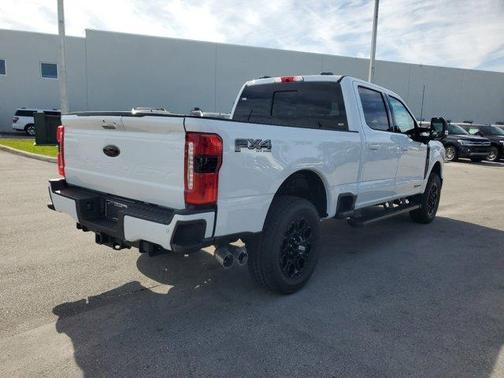 2025 Ford F-350 Lariat Super Duty