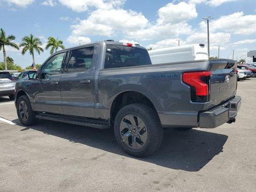 2025 Ford F-150 Lightning Flash