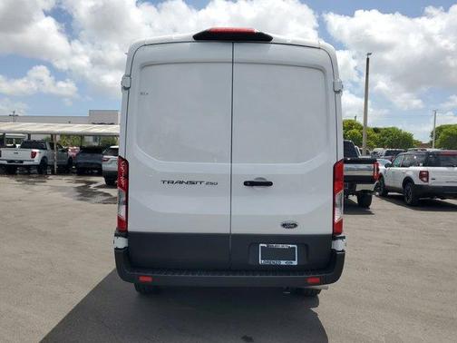 2025 Ford Transit-250 148 WB Medium Roof Cargo