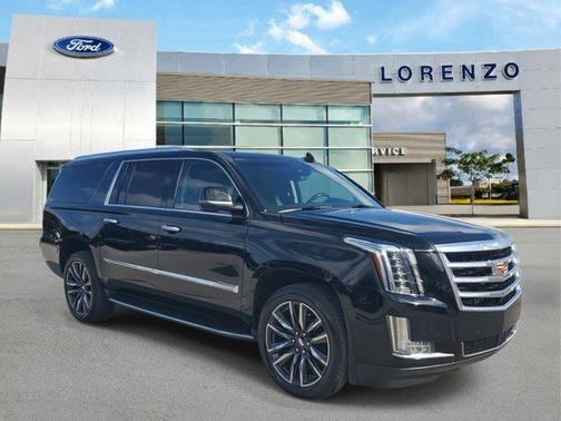 2017 Cadillac Escalade ESV Luxury