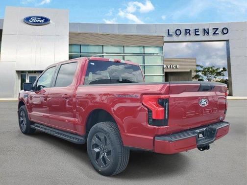 2025 Ford F-150 Lightning Flash