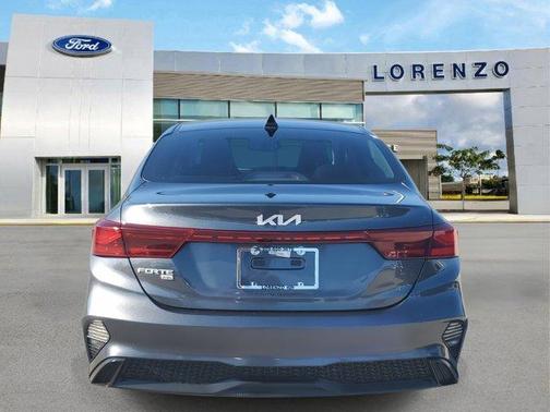 2023 Kia Forte LX