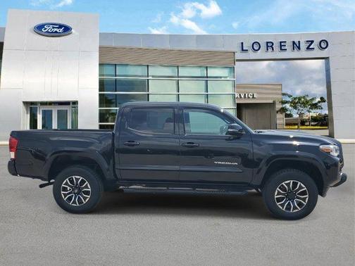2021 Toyota Tacoma TRD Sport