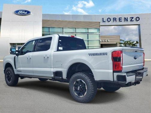 Avalanche 2026 Ford F-250 Lariat