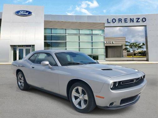 2017 Dodge Challenger SXT