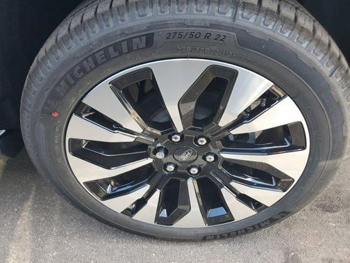Space Silver 2026 Ford Expedition Platinum