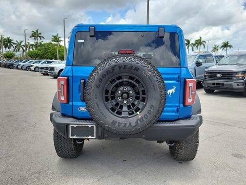 Velocity Blue Metallic 2026 Ford Bronco Badlands