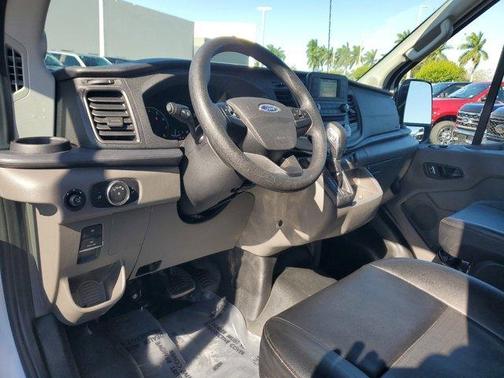 2023 Ford Transit-250