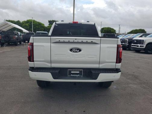 2025 Ford F-150 Platinum