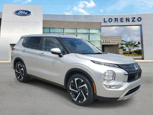 2022 Mitsubishi Outlander SE