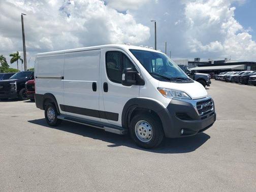 2023 RAM ProMaster 2500 Base