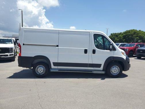 2023 RAM ProMaster 2500 Base