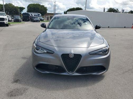 2021 Alfa Romeo Giulia Base