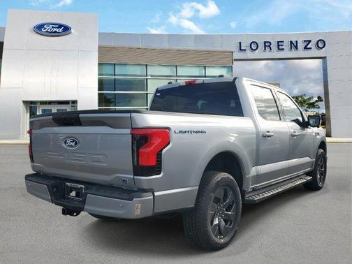 2025 Ford F-150 Lightning Flash