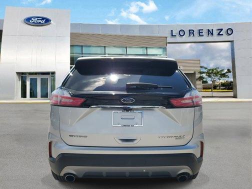 Ingot Silver Metallic 2019 Ford Edge Titanium