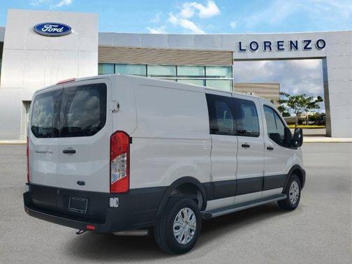 2023 Ford Transit-250