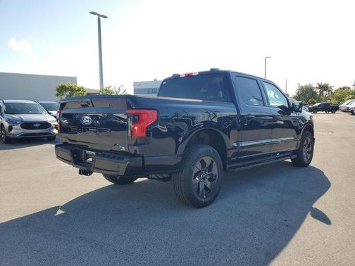 2025 Ford F-150 Lightning Flash