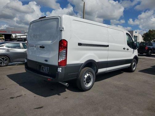 2025 Ford Transit-250