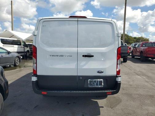 2025 Ford Transit-250