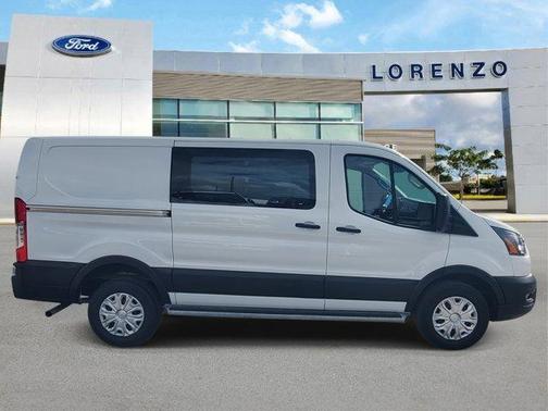 2023 Ford Transit-250 