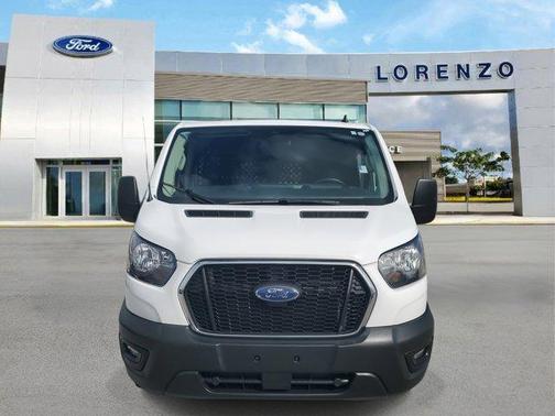 2023 Ford Transit-250 