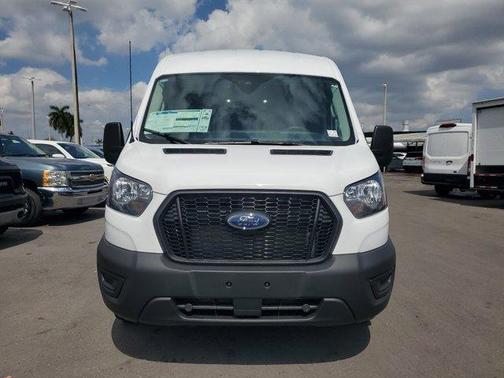 2025 Ford Transit-250 148 WB Medium Roof Cargo