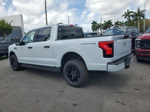 2025 Ford F-150 Lightning XLT