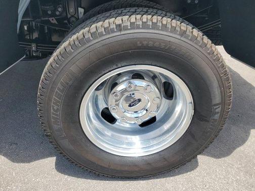 2025 Ford F-350 Platinum